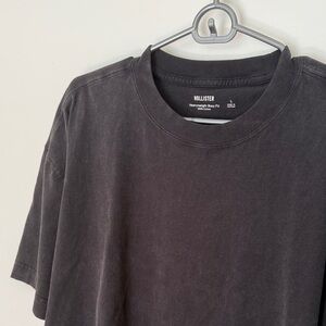 Hollister Men's Washed Black T-Shirt. Boxy Fit, size L, great condition